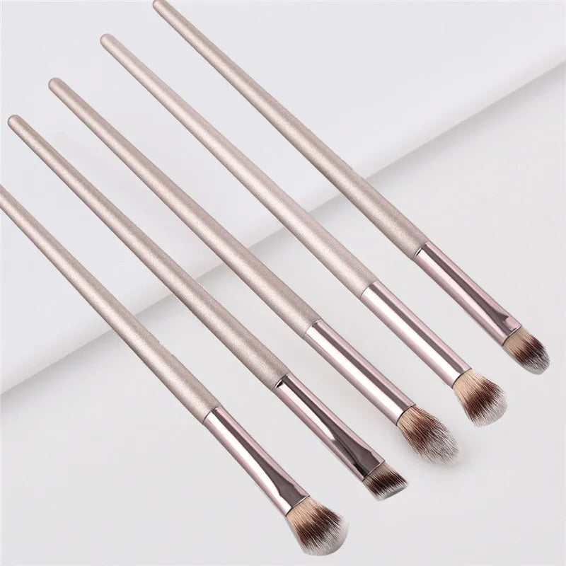Set of 4 or 10 Champagne Makeup Brushes – Foundation, Powder, Blush & Eyeshadow Kabuki Blending Tools