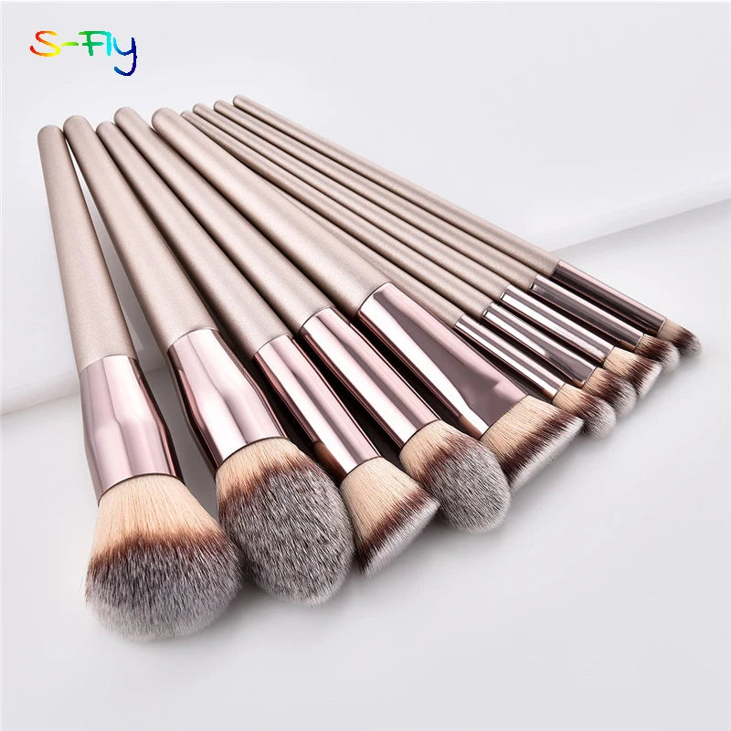 Set of 4 or 10 Champagne Makeup Brushes – Foundation, Powder, Blush & Eyeshadow Kabuki Blending Tools