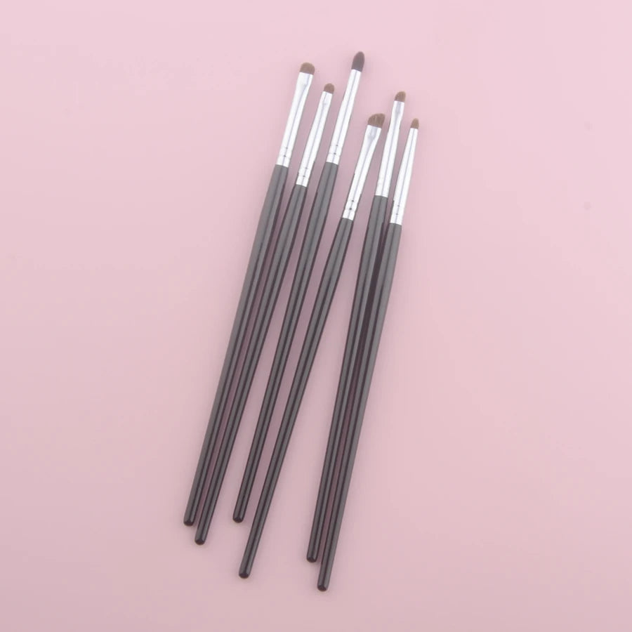 1pc Pony Hair Precision Eyeshadow Brush – Small Smudge & Smoky Eye Makeup Tool