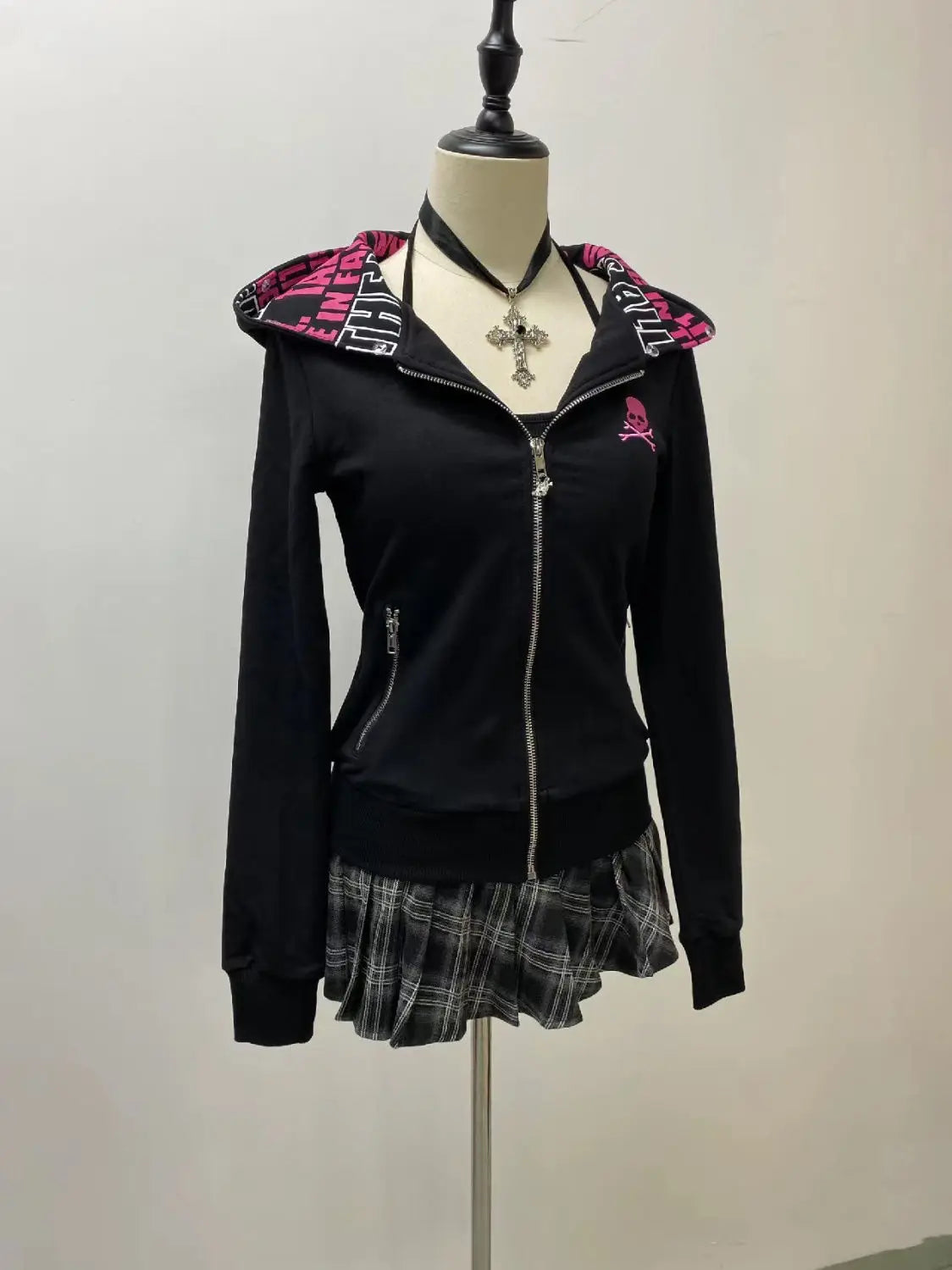 Y2K Gothic Skull Zip-Up Hoodie – Vintage Aesthetic Streetwear for Women