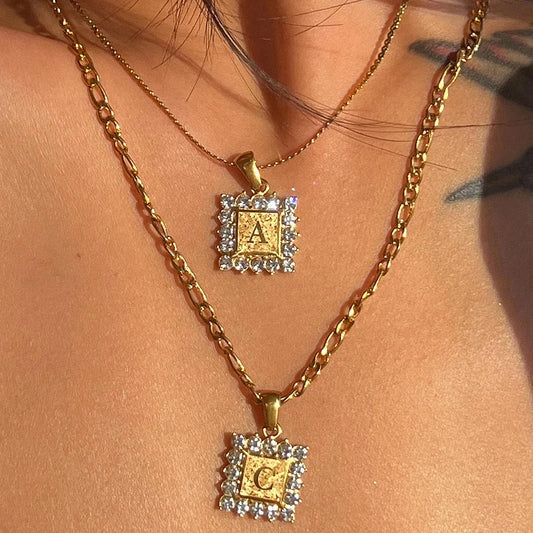 Personalized Tarnish-Free Stainless Steel 18K Gold Plated Zircon Letter Pendant Choker Necklace for Women
