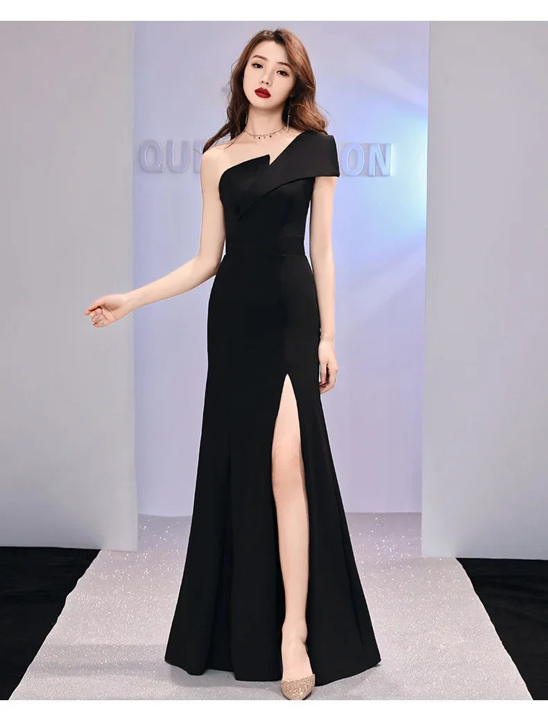 Elegant One-Shoulder Black Gown