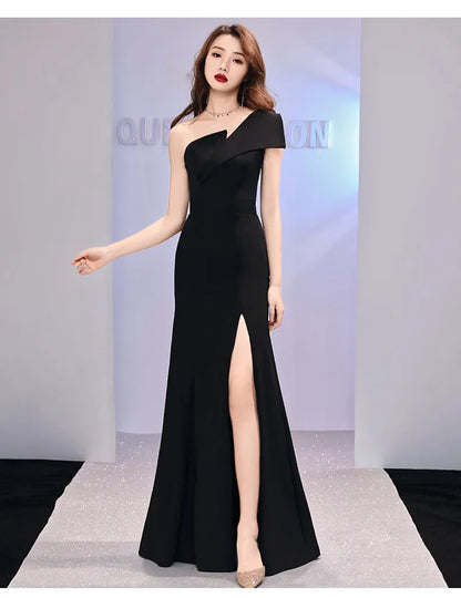Elegant One-Shoulder Black Gown
